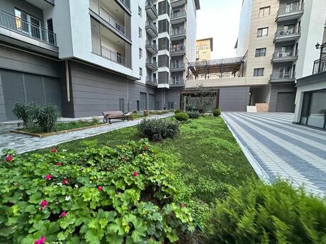 3 otaqlı mənzil, 141 m², Ağ şəhər: 710 000 ₼ 2