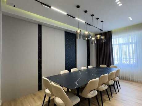Kirayə 3 otaqlı mənzil, 140 m², Ağ şəhər: 2 300 ₼/ay 2
