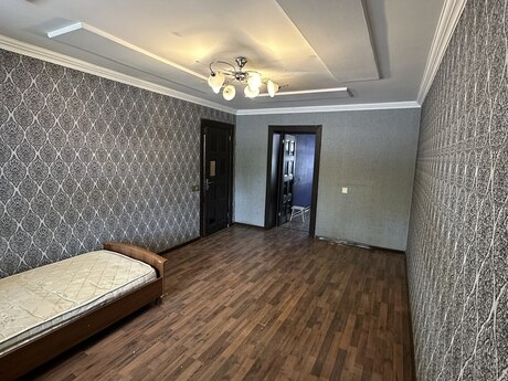 Elan №6149120 - Bakı, 8-ci mikrorayon q., 3 otaqlı, 75 m², 1/5 mərtəbə