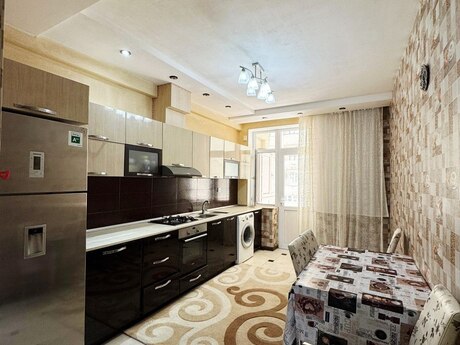 4 otaqlı mənzil, 175 m², Nəriman Nərimanov: 450 000 ₼ 5
