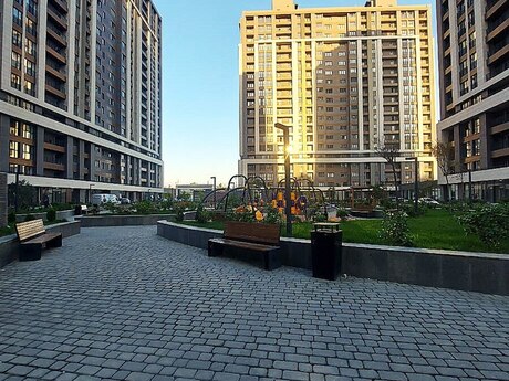 4 otaqlı mənzil, 200 m², BCR Khatai: 815 000 ₼ 2