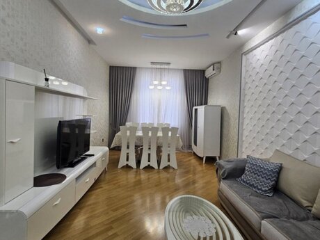 Elan №6149319 - Bakı, Nizami m., 3 otaqlı, 110 m², 12/18 mərtəbə
