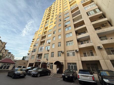Elan №6149381 - Bakı, Elmlər Akademiyası m., 4 otaqlı, 220 m², 4/16 mərtəbə