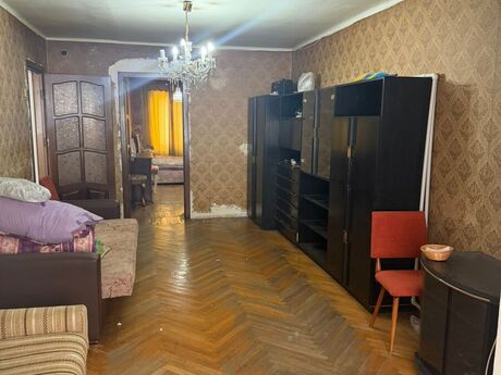 Elan №6149501 - Bakı, Elmlər Akademiyası m., 3 otaqlı, 70 m², 4/5 mərtəbə
