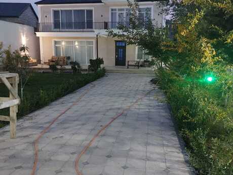 Elan №6149514 - Bakı, Xəzər r., 4 otaqlı, 200 m²
