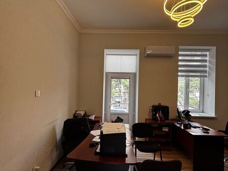 3 otaqlı ofis - İçəri Şəhər m. - 110 m²
