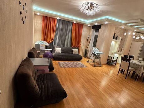 Elan №6149673 - Bakı, İnşaatçılar m., 3 otaqlı, 125 m², 15/18 mərtəbə