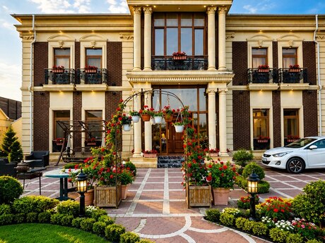 5 otaqlı həyət evi/bağ evi - Mərdəkan q. - 290 m²