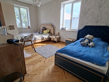 3 otaqlı köhnə tikili - Nəriman Nərimanov m. - 100 m²