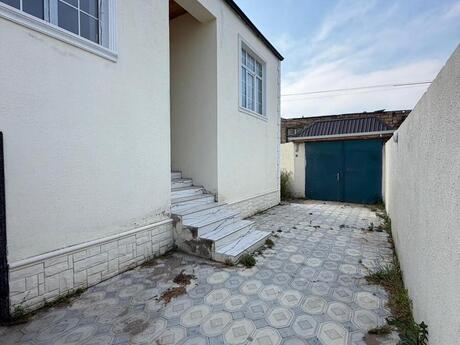 3 otaqlı həyət evi, 140 m², Binə: 100 000 ₼ 2