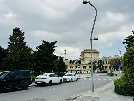 Azadlıq Prospekti m.