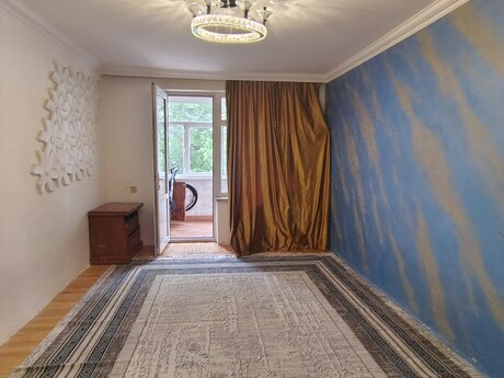 Elan №6146248 - Bakı, Nərimanov r., 3 otaqlı, 75 m², 2/5 mərtəbə