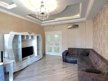 Объявление №6150127 - Баку, пос. Аг шехер, 4-комн., 161 м², 3/7 этаж