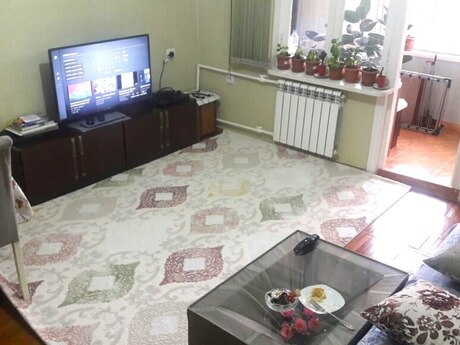 3 otaqlı köhnə tikili - Nəriman Nərimanov m. - 75 m²