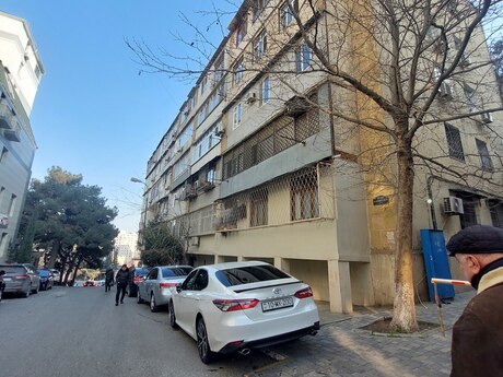 Elan №6150201 - Bakı, 28 May m., 2 otaqlı, 60 m², 4/5 mərtəbə