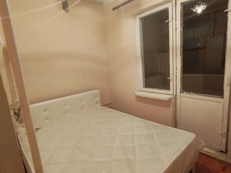 2 otaqlı köhnə tikili - Azadlıq Prospekti m. - 45 m²