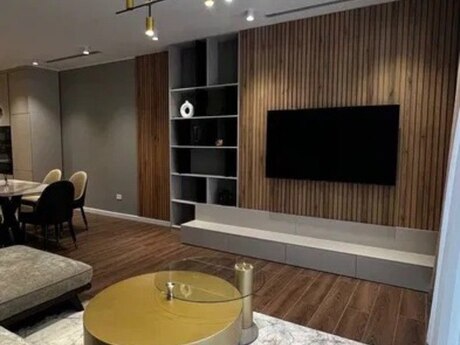 Kirayə 2 otaqlı mənzil, 75 m², 28 May: 1 800 ₼/ay 2