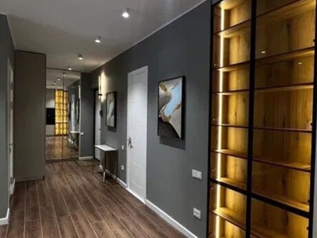 Kirayə 2 otaqlı mənzil, 75 m², 28 May: 1 800 ₼/ay 4