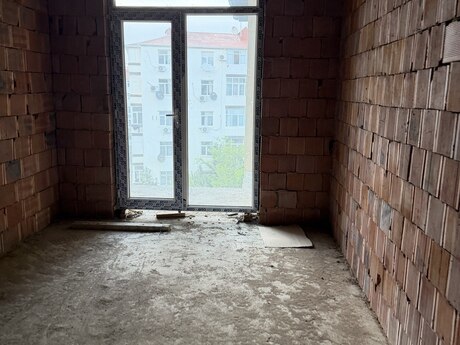 Qurtuluş 93 kompleksində 2 otaqlı yeni tikili mənzil satılır, 76 m², 75 000 AZN, şəkil 4 / 5