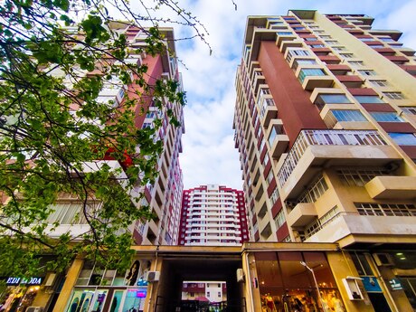 Elan №6150754 - Bakı, Qara Qarayev m., 2 otaqlı, 90 m², 8/18 mərtəbə