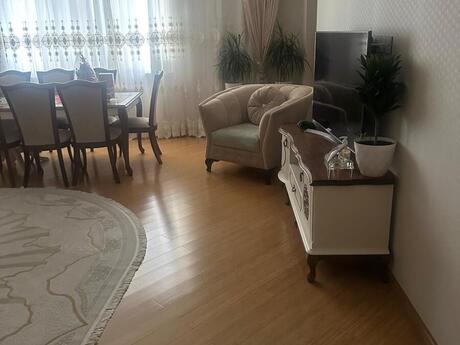 Elan №6150801 - Bakı, Həzi Aslanov m., 4 otaqlı, 183 m², 8/17 mərtəbə