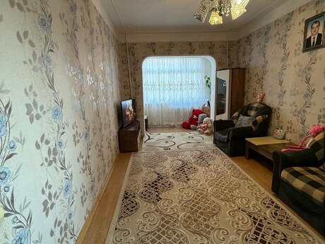 м. Ази Асланов