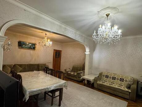 5 otaqlı mənzil, 120 m², Azadlıq Prospekti: 275 000 ₼ 2