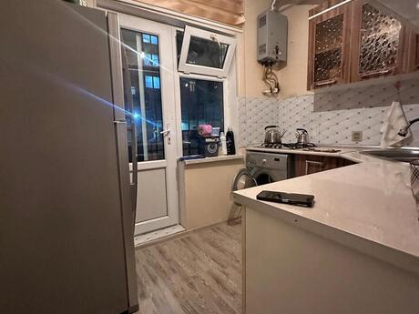 Объявление №6151105 - Баку, пос. Массив В, 2-комн., 55 м², 2/9 этаж