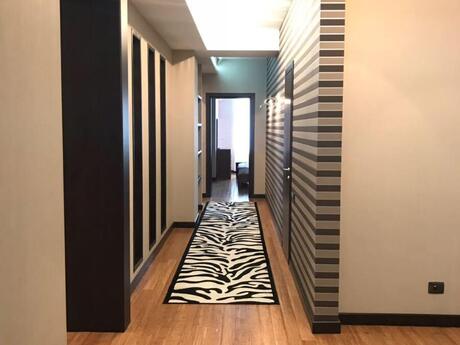 Kirayə 4 otaqlı mənzil, 220 m², 28 May: 1 500 ₼/ay 4