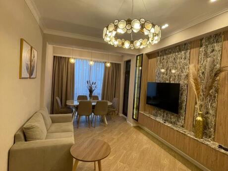 Kirayə 3 otaqlı mənzil, 106 m², Nizami: 2 200 ₼/ay 2