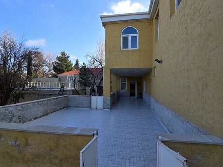 Elan №6151334 - Bakı, Novxanı q., 5 otaqlı, 200 m²