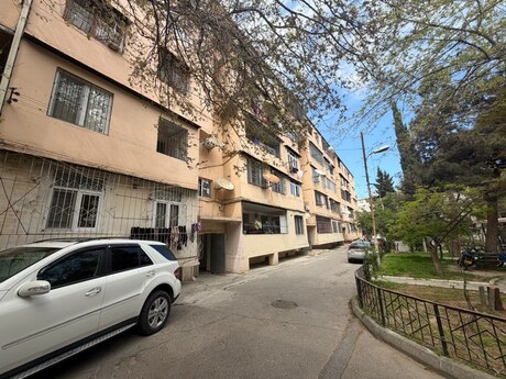 Elan №6151434 - Bakı, Nərimanov r., 2 otaqlı, 50 m², 2/5 mərtəbə