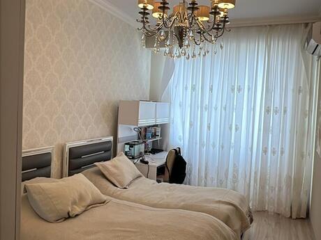3 otaqlı mənzil, 118 m², 20 Yanvar: 320 000 ₼ 3