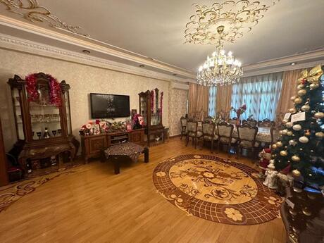 5 otaqlı mənzil, 220 m², 28 May: 850 000 ₼ 3