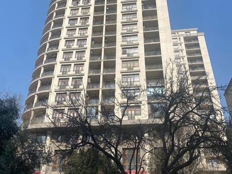 Объявление №6151644 - Баку, м. 28 мая, 5-комн., 220 м², 16/20 этаж