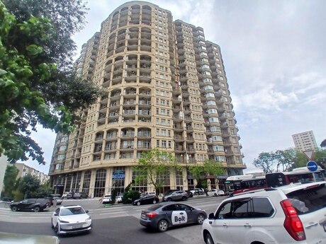 Объявление №6151712 - Баку, м. 8 ноября, 3-комн., 158 м², 10/21 этаж