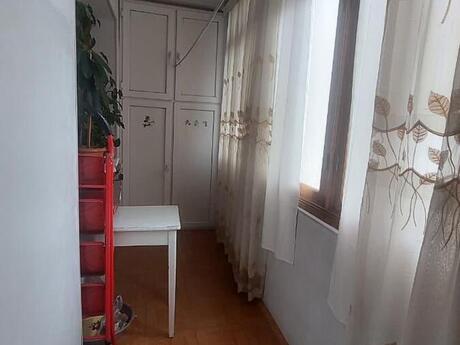 Elan №6151749 - Bakı, Elmlər Akademiyası m., 4 otaqlı, 100 m², 4/9 mərtəbə