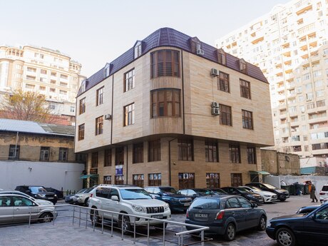 Объявление №6151842 - Баку, м. Низами, 1200 м²