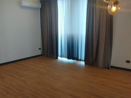 4 otaqlı həyət evi, 300 m², Xəzər: 750 000 ₼ 2