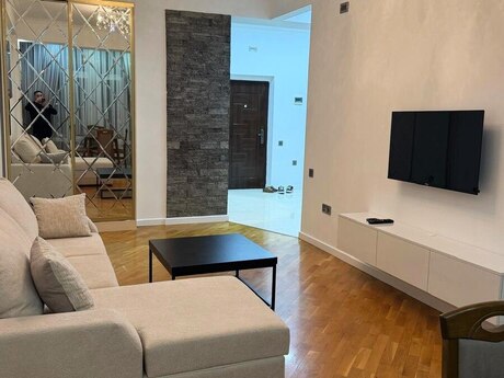 Elan №6151957 - Bakı, Nərimanov r., 2 otaqlı, 58 m², 12/17 mərtəbə