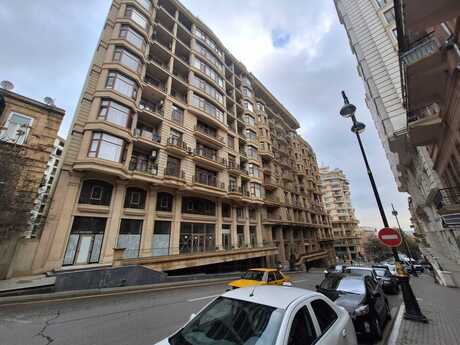 4-room apartment, 137 m², İçəri Şəhər: 650 000 ₼ 4