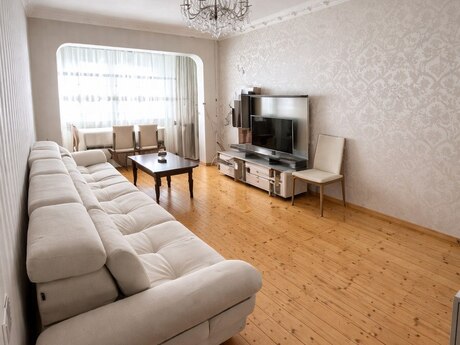 Elan №6152283 - Bakı, Badamdar q., 2 otaqlı, 70 m², 8/9 mərtəbə