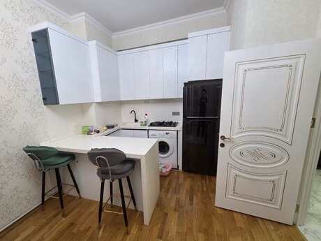 Объявление №6152024 - Баку, м. Автовокзал, 2-комн., 50 м², 10/16 этаж