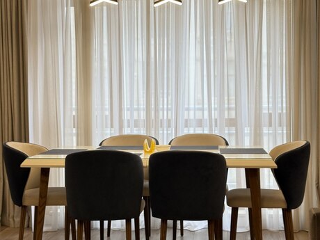 Elan №6152330 - Bakı, İnşaatçılar m., 3 otaqlı, 130 m², 10/18 mərtəbə
