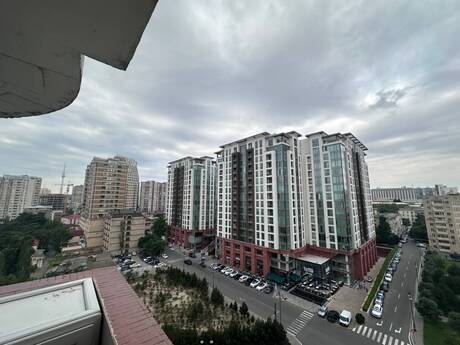 Elan №6152365 - Bakı, Elmlər Akademiyası m., 3 otaqlı, 120 m², 11/17 mərtəbə