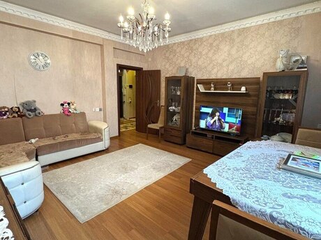 2 otaqlı mənzil, 68 m², 28 May: 179 000 ₼ 2