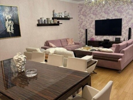 4-room new-build apartment for sale in 28 May, 190 m², 508 000 AZN, photo 2 / 12