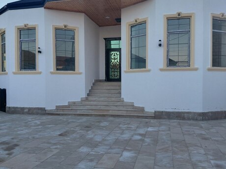 5 otaqlı həyət evi/bağ evi - Maştağa q. - 127 m²