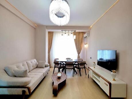 Аренда: 2-комнатная квартира, 75 м², Renessans Palace: 1 299 ₼/мес 2