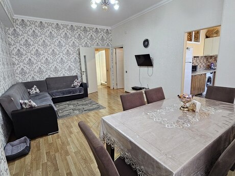 Kirayə 2 otaqlı mənzil, 62 m², İnşaatçılar: 600 ₼/ay 4